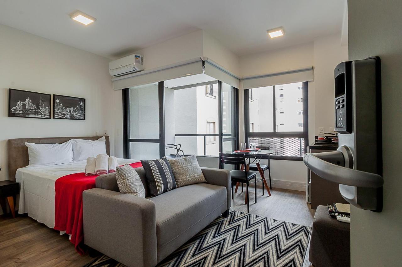 Rent a 1 Bedroom Apartment in Vila Olímpia, São Paulo - Huma I